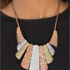 Tri color metal necklace on copper rope chain with 3” extender & earring…